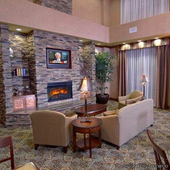Hampton Inn & Suites פרמינגטון מראה פנימי תמונה