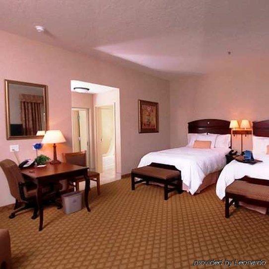 Hampton Inn & Suites פרמינגטון חדר תמונה